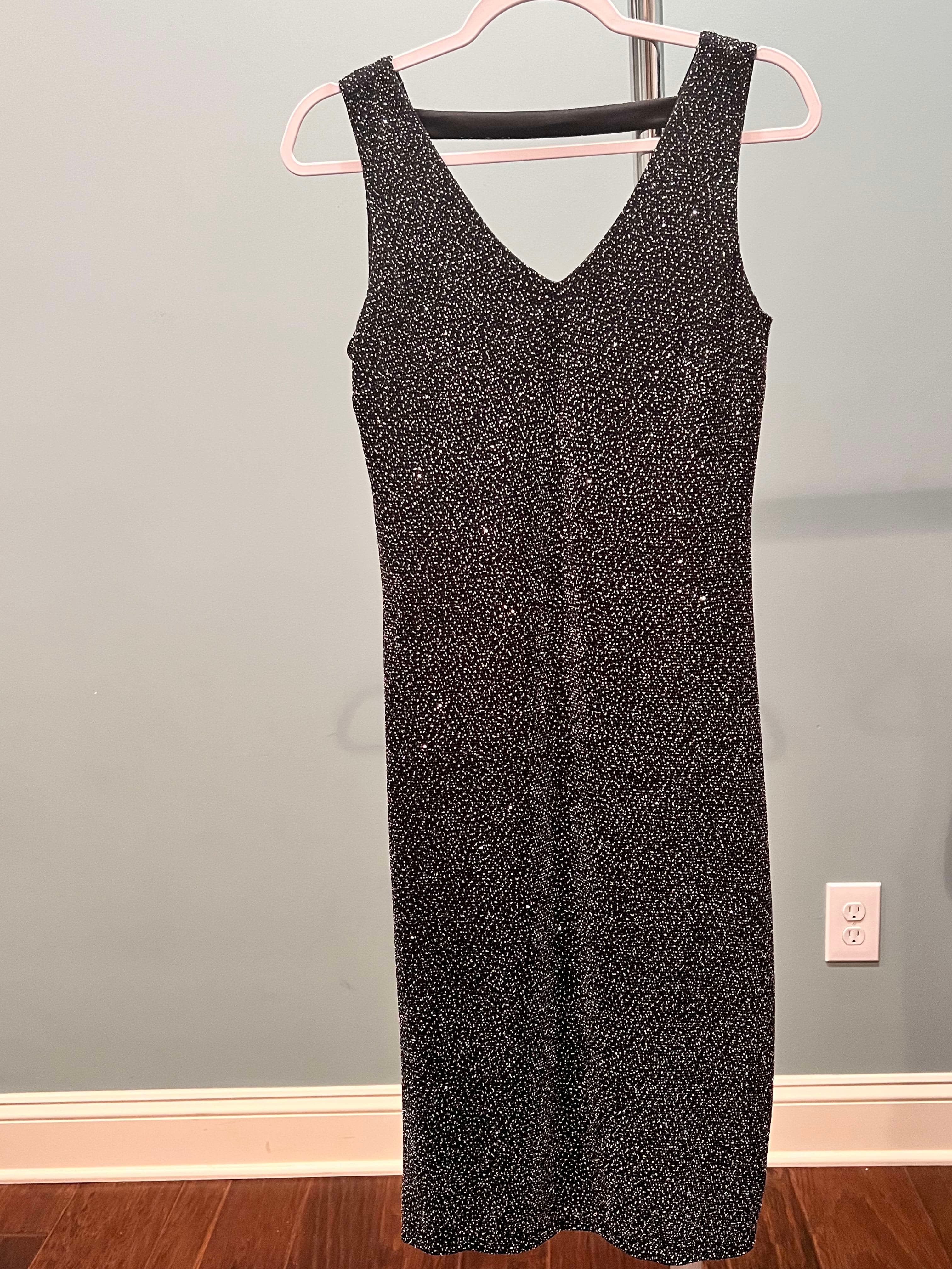 Black Speckled V-Neck Sleeveless Dress