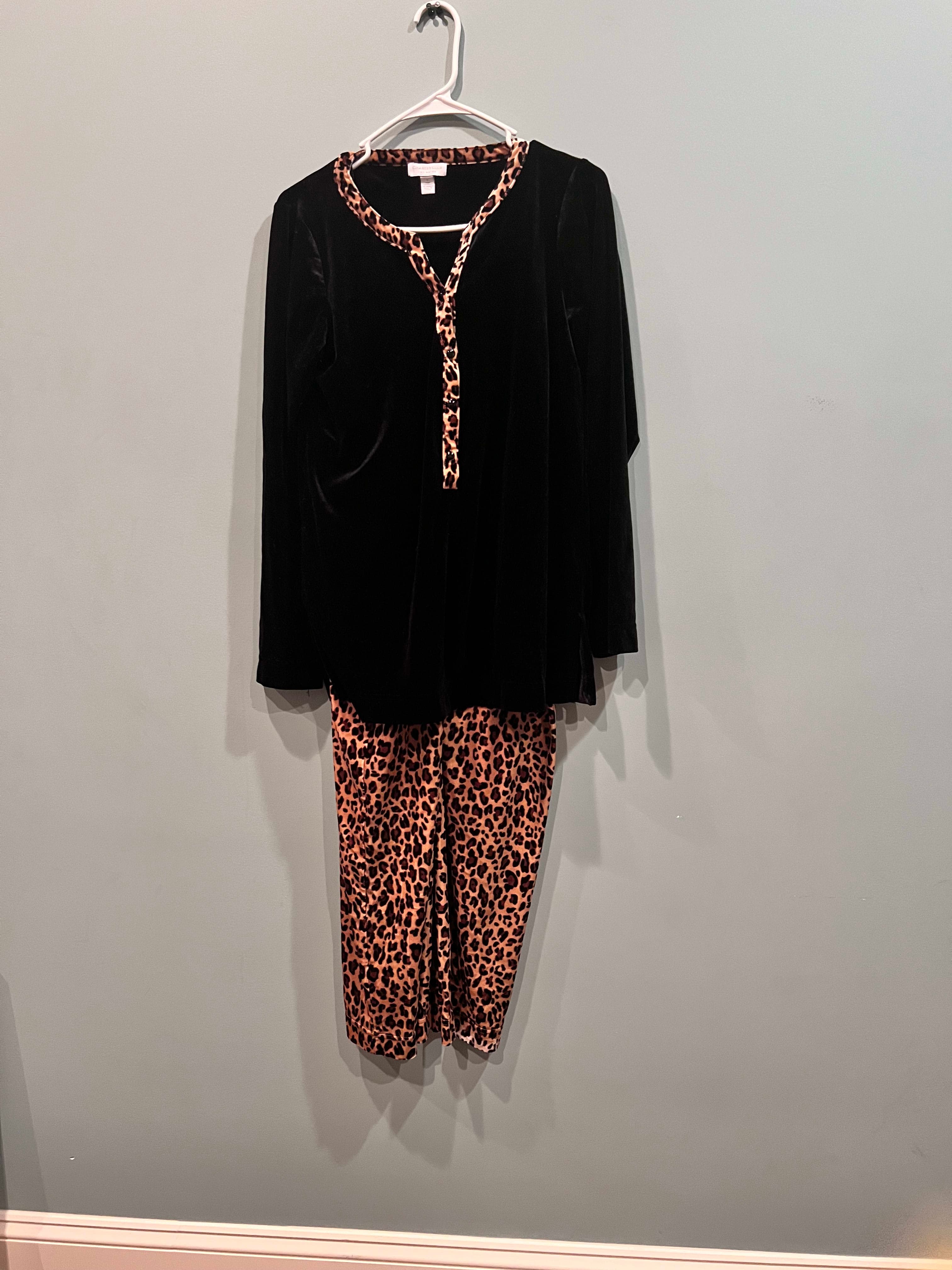 Black Velvet Tunic with Leopard Print Trim and Pants Set
